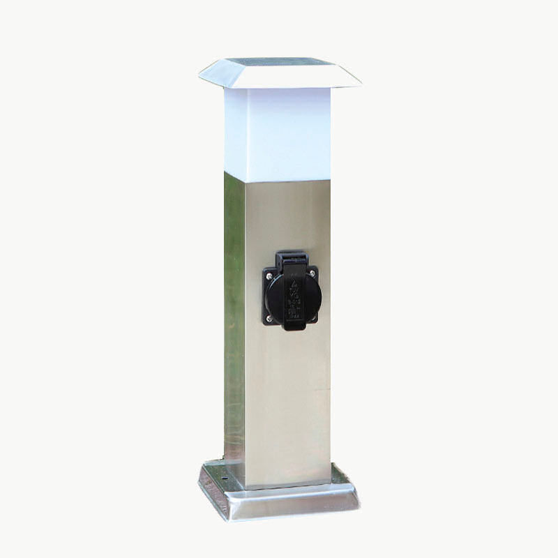 Wegeleuchte aus Edelstahl mit Steckdosen | Lifeground.de